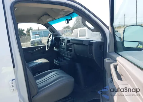 2019 Chevrolet Express 2500 Work Van из США, поврежденный, VIN 1GCWGAFG7K1217784